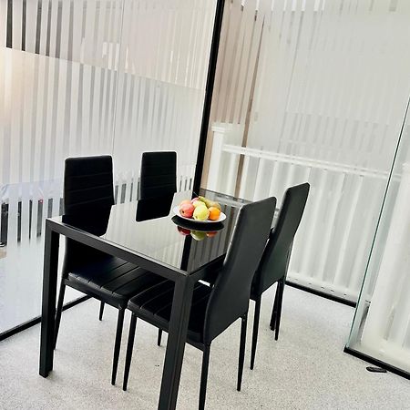 Apartament Westferry Two Londyn Zewnętrze zdjęcie